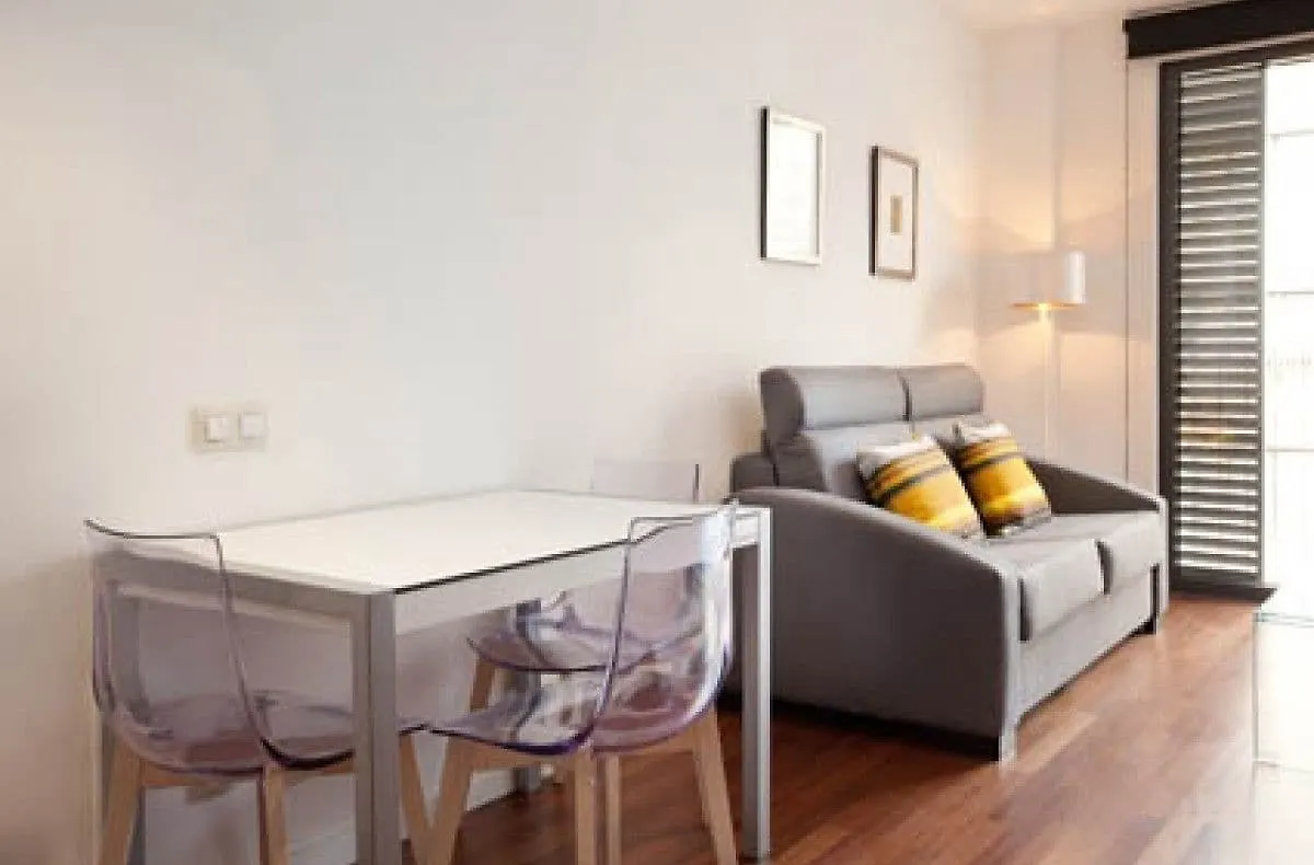 Apartamentos Corcega Barcelona Spain